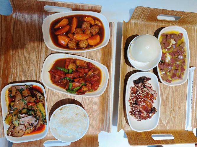 小份菜套餐木质托盘