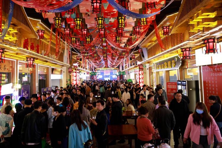 美食街 夜市 人流 快餐小吃