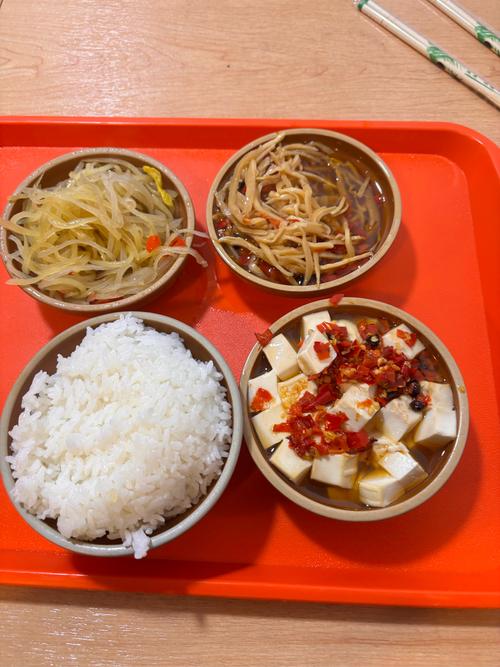 小份菜 米饭 家常菜 中式快餐