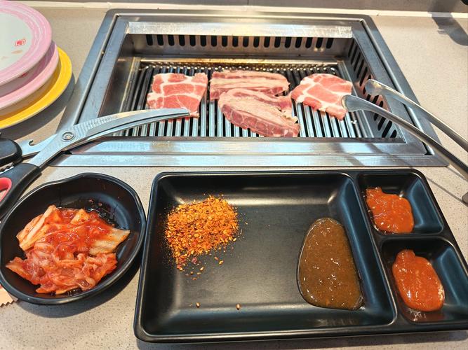 一人食烤肉与柠檬奶双风口